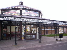 220px-llanfairpwllgwyngyllgogerychwyrndrobwllllantysiliogogogoch