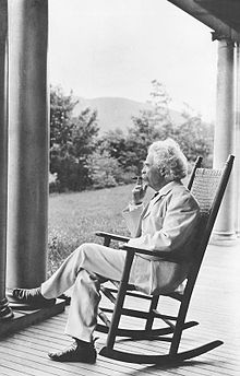 220px-mark_twain_new_hampshire_1905