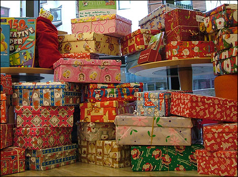 christmas_presents_2_470x350