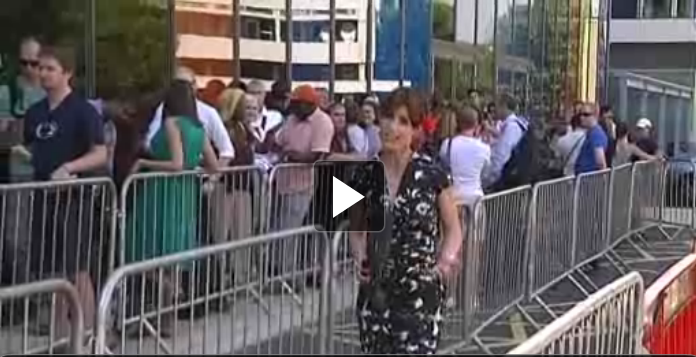 queuing abc news australia