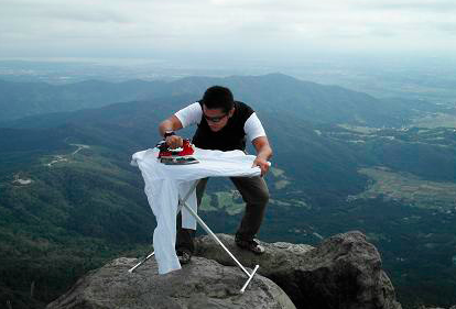 exreme ironing